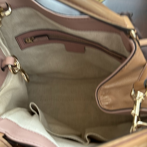 Gucci Patent Small Soho Shoulder Bag - Picture 10 of 15